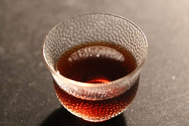 Nanmei gushu dark puer 2021
